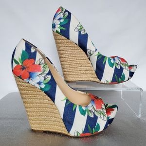 Jessica Simpson Platform Wedge Size 8